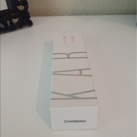 KAB lipstick with liner nib color is Charming - Picture 5 of 7